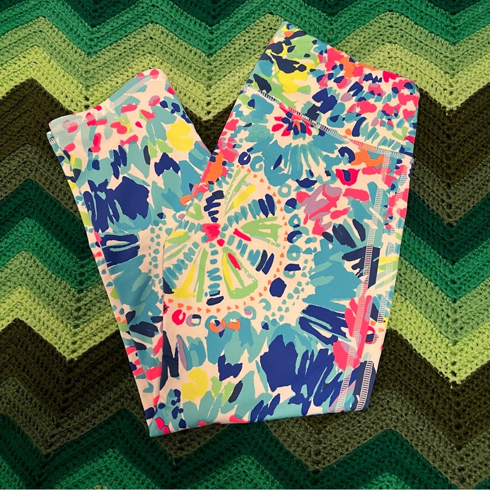 EUC Lilly Pulitzer luxletic weekender cropped capri “dive in” sz small #25219